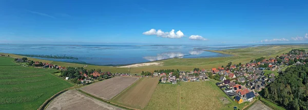 Panorama Tradycyjnej Wioski Moddergat Nad Morzem Wattowym Friesland Holandii — Zdjęcie stockowe