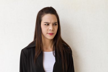 kadın iş yürütme negatif duygu yüz ifadesi