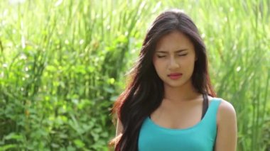 negatif ifade olan kadın