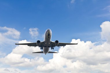 iki bulutlu gökyüzü uçak motorları