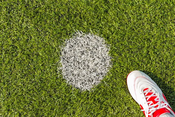 サッカーのピッチ上のペナルティ ポイント — ストック写真