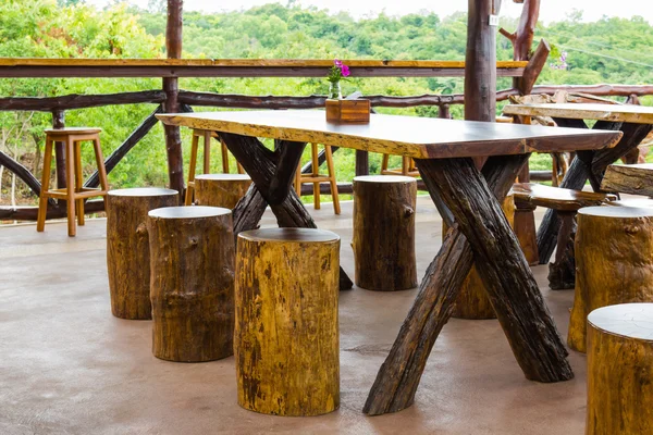 木制餐桌 — 图库照片