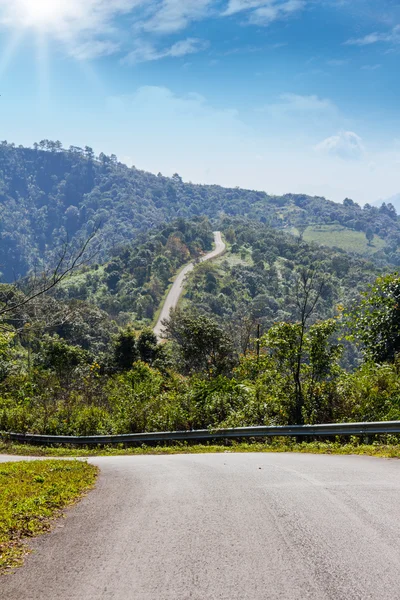 Curved road — Stock Photo, Image