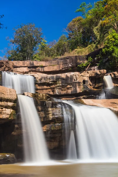 Kaeng-Sopha-Wasserfall — Stockfoto