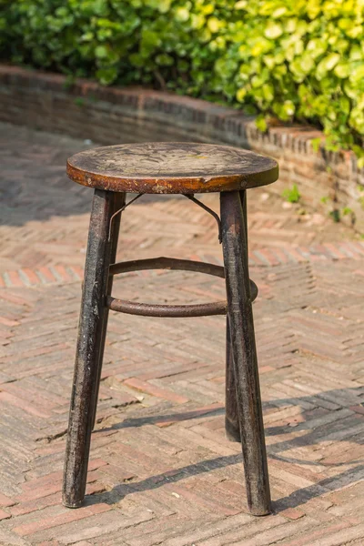 Eski sandalye — Stok fotoğraf