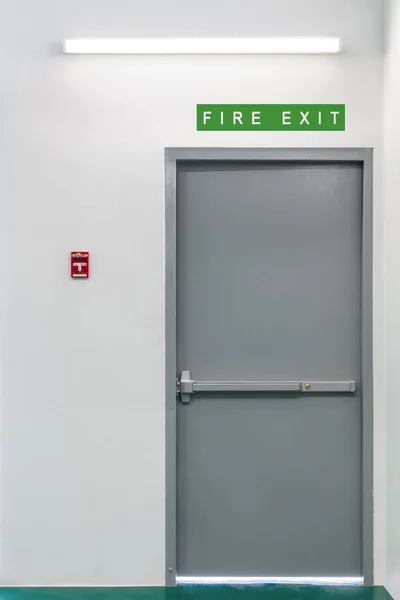 Porte de sortie incendie — Photo