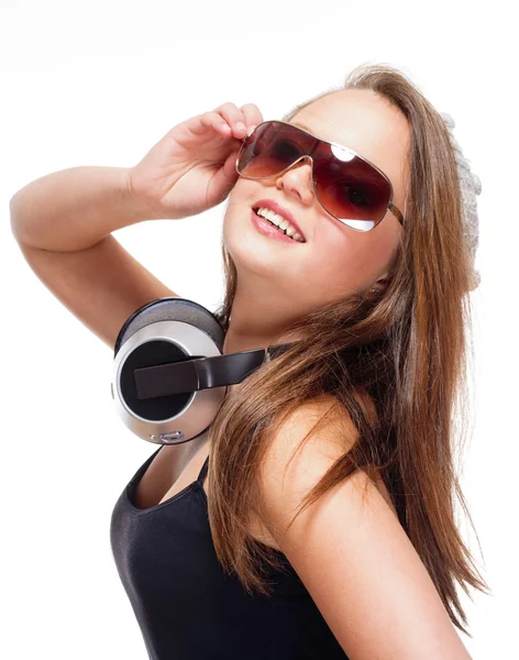 Retrato de una adolescente con auriculares — Foto de Stock