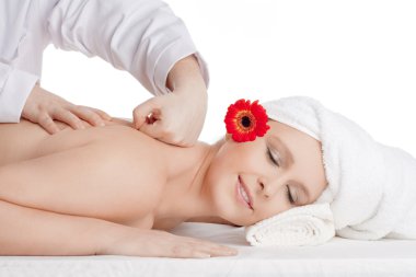 güzel kadının güzellik Spa sırt masajı
