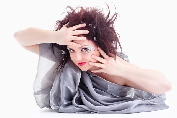 Portrait of Young Woman Lying on the Floor Looking — Stock Photo, Image