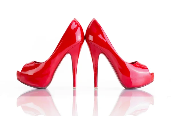 Par de sapatos vermelhos altos . — Fotografia de Stock