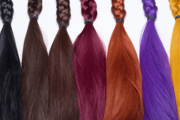 Peruk Üretimi İçin Yapay Saç Kullanımı 