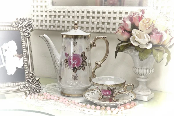 Vintage vanity çay seti — Stok fotoğraf