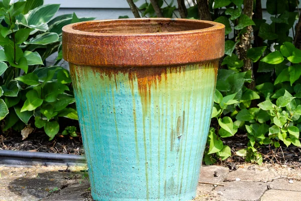 Outdoor Standing Patio Rustic Large Planter Container Aqua Rusty Type — Stock Photo, Image