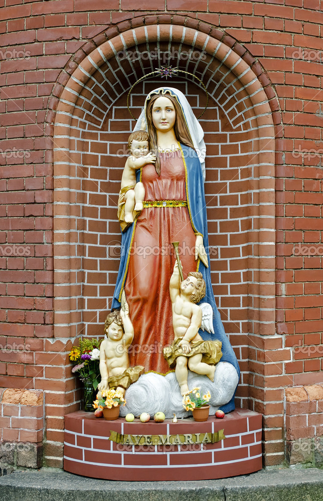 depositphotos_13312560-stock-photo-statue-of-the-ave-maria.jpg