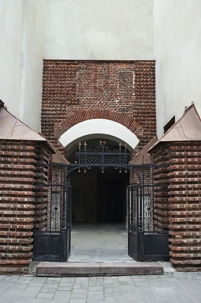 A entrada para a Catedral Armênia — Fotografia de Stock