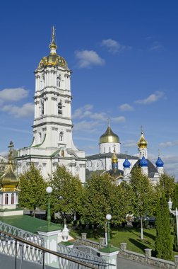 pochaev lavra Trinity Katedrali ve çan kulesi