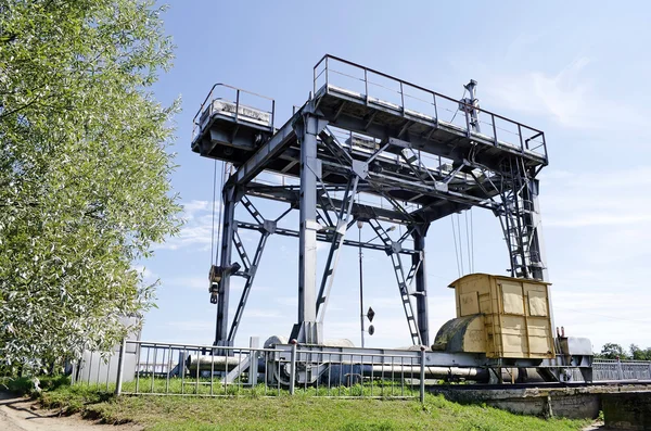 Mechanism for lifting gateway — Stock Photo, Image