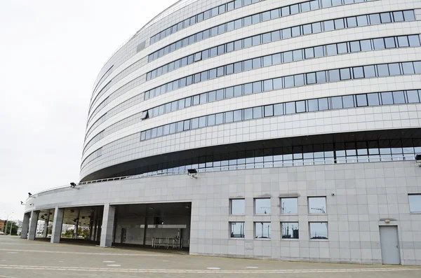 Palácio de gelo "Minsk Arena" em Minsk, Bielorrússia — Fotografia de Stock