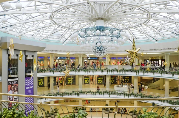 Underground shopping mall in the center of Minsk — Stock Photo, Image