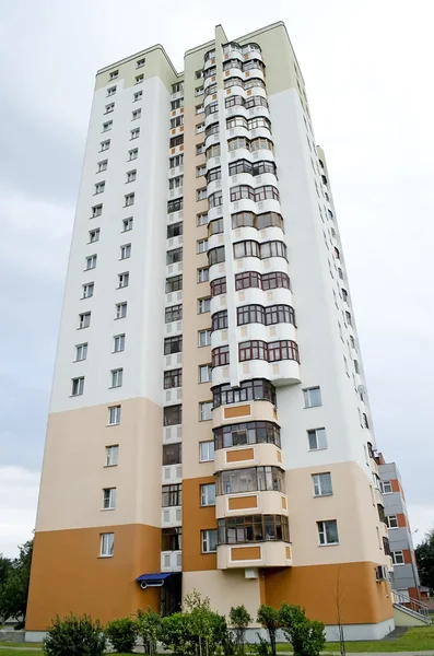 Modern appartementencomplex — Stockfoto