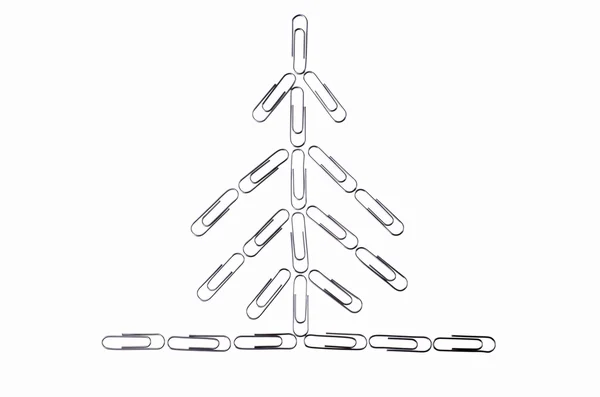 Arbre de Noël en trombones, isolé sur blanc — Photo