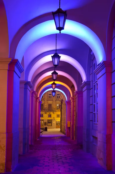 Beautiful colorful street lights at the entrance to the town hal — Stock Photo, Image