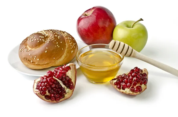 Challah, maçãs, romã e tigela de mel — Fotografia de Stock