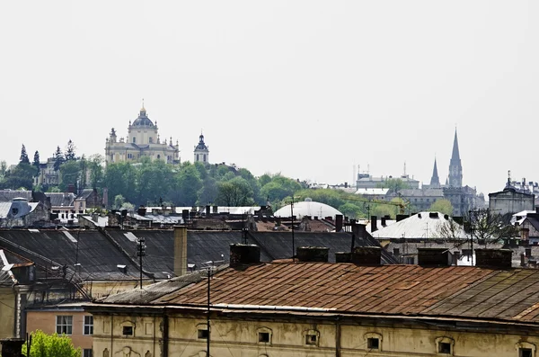 Uitzicht op de kathedraal van st. george in lvov — Stockfoto