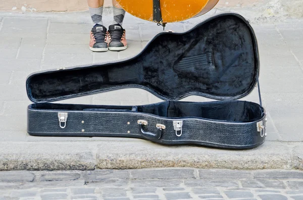 Guitar case — Stock Photo, Image