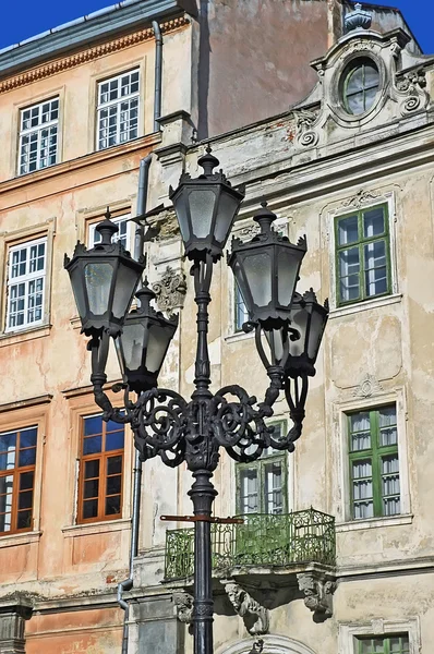 Luz de rua em Lvov — Fotografia de Stock