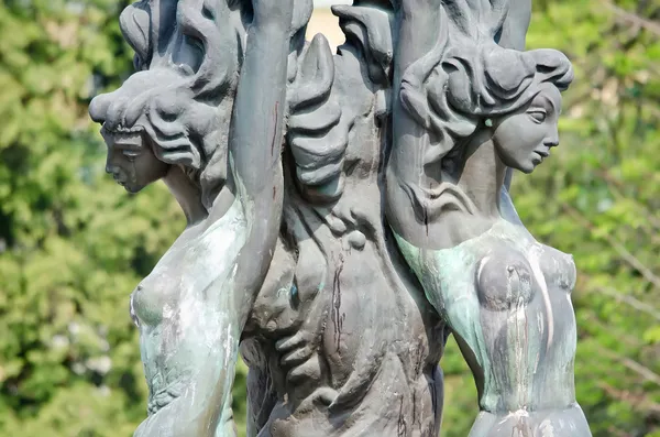 Fuente vieja — Foto de Stock