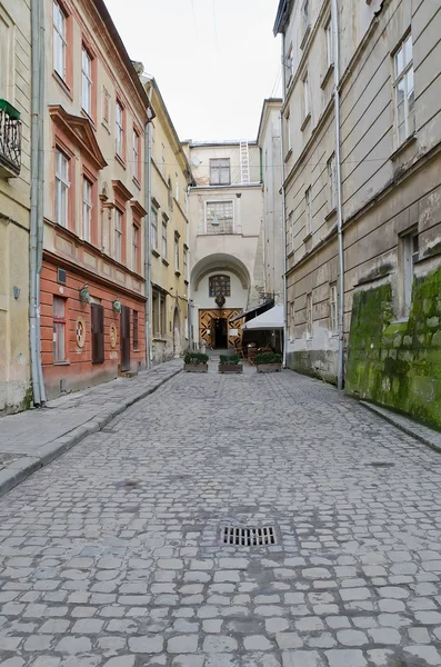 Uma das principais ruas em Lvov — Fotografia de Stock