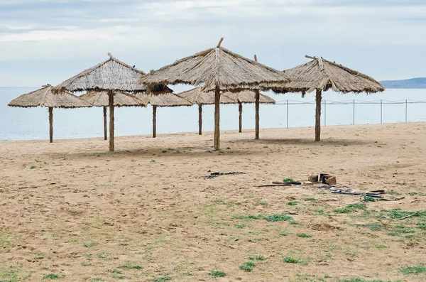 Beach Umbrellas Reed Deserted Beach Crimea — Stock Photo, Image