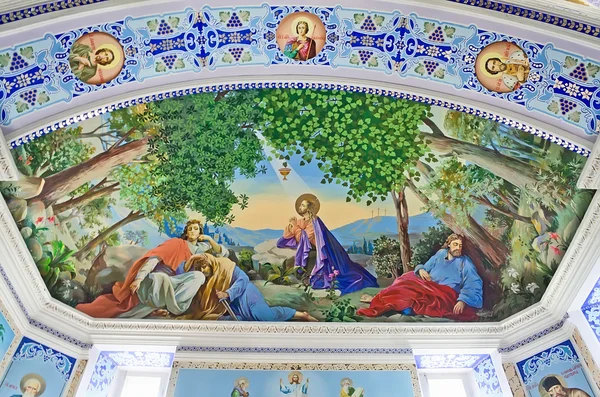 Interieur van de kerk van st. catherine in feodosia — Stockfoto