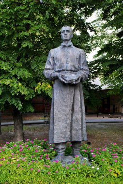 Morning near the cathedral in Kharkiv, Ukraine