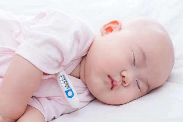 Close-up novorozené dítě spí — Stock fotografie