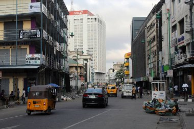 Geniş Sokak Lagos Nijerya 'nın 21 Kasım 2021 görüntüsü