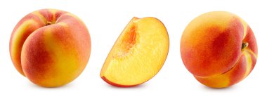 Beyaz arkaplanda şeftali izole