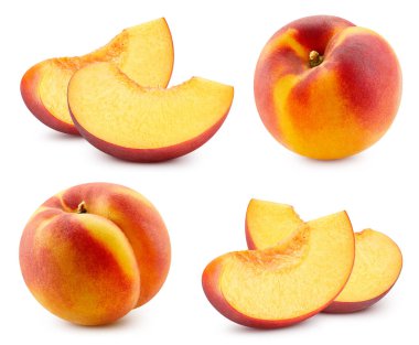 İzole şeftali koleksiyonu ve şeftali dilimi. Şeftali kırpma yolu ile beyaz arkaplan üzerinde ayarlandı. Tasarım ögesi olarak.