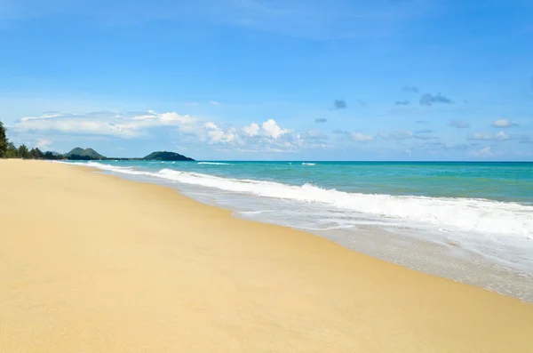 Spiaggia e mare in Thailandese — Foto Stock