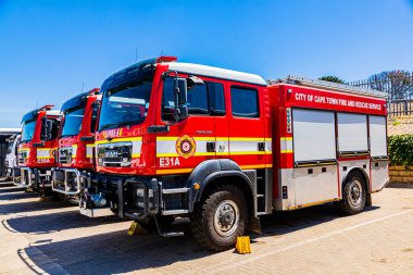 Cape Town, Güney Afrika - 17 Şubat 2022: MAN Trucks İtfaiye ve Kurtarma İtfaiye Pompası