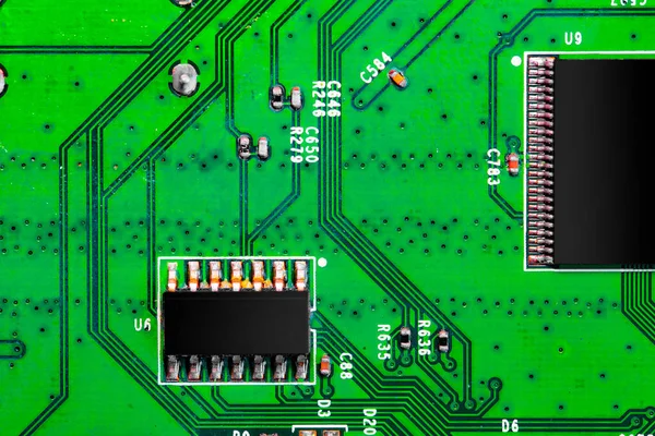 Makro Nahaufnahme Von Bauteilen Und Mikrochips Auf Der Leiterplatte — Stockfoto