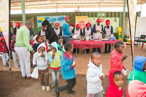 Johannesburg Südafrika Juli 2016 Gemeinschaftsaktion Mit Mahlzeiten Für Afrikanische Kinder — Stockfoto