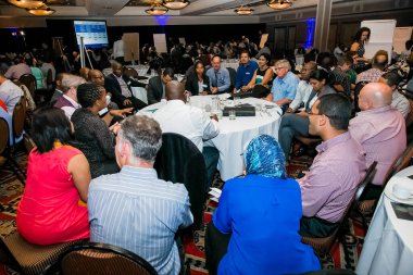 Johannesburg, Güney Afrika - 28 Kasım 2013: Bir ağ ve liderlik atölyesine katılan çeşitli delegeler