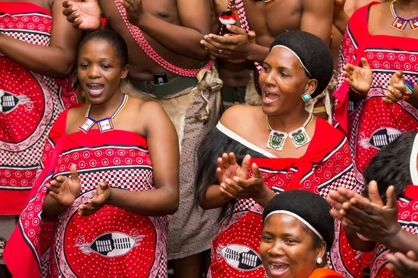 Mbabane Σουαζιλάνδη Μαρτίου 2013 Swazi Τραγουδιστές Παραδοσιακή Ενδυμασία — Φωτογραφία Αρχείου