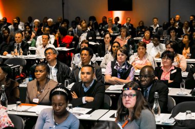Johannesburg, Güney Afrika - 20 Ağustos 2014: Küçük bir konferansa katılan çeşitli delegeler