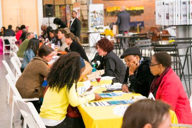 Johannesburg, Güney Afrika - 18 Mayıs 2013: Bir iş atölyesine katılan çeşitli delegeler