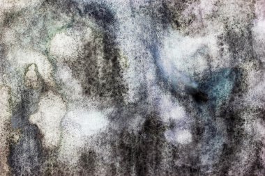 siyah-beyaz sulu boya lekeleri