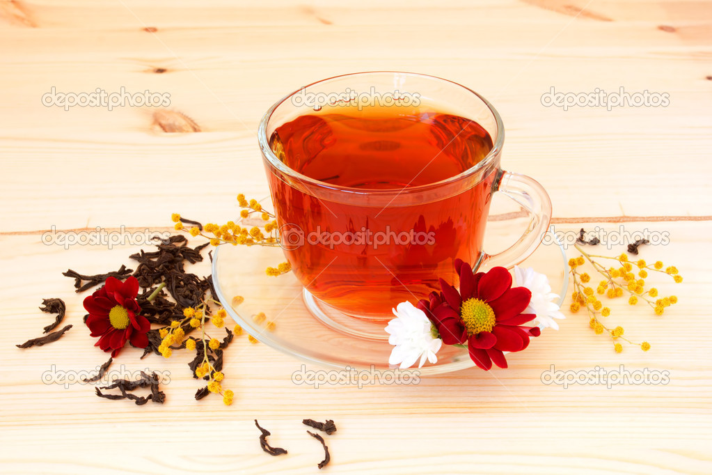 Herbal tea and cute spring flowers