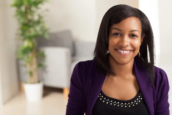 Young black female professional — Stock Photo, Image